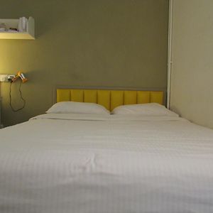 Kam Leng Hotel (SG Clean)